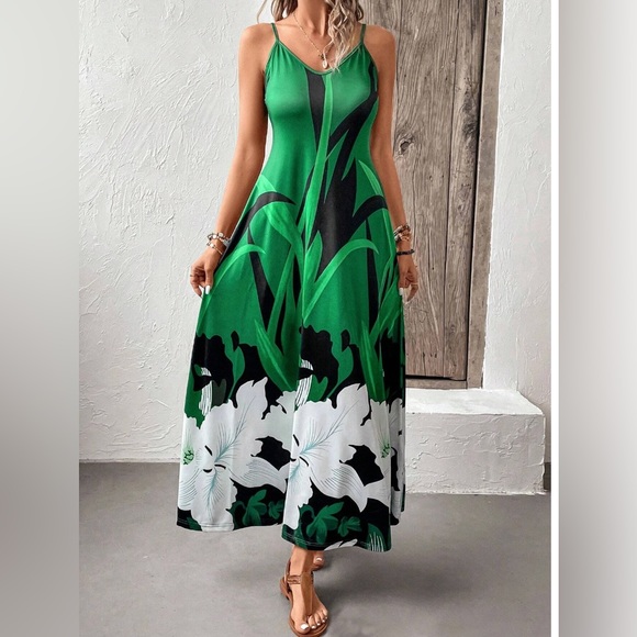 Floral Print Cami Maxi Dress Green - Picture 4 of 6